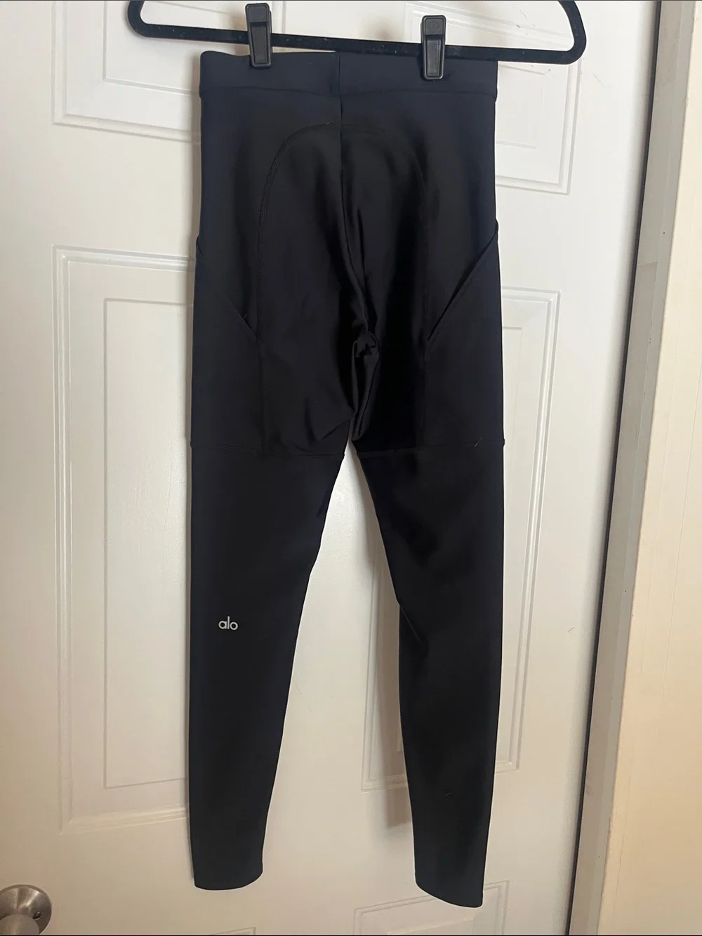 ALO Yoga Black Performance High-Rise Leggings - Picture 2 of 2